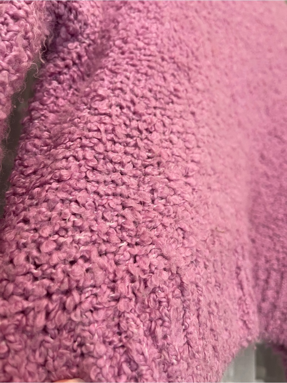 🩷Women's Bubblegum Pink Crewneck Textured Knit Sweater - Picture 2 of 4